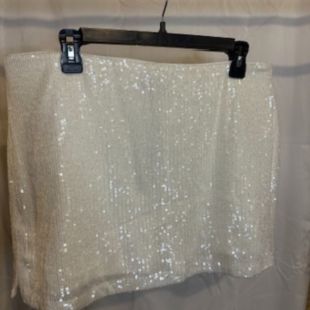 Express White Sequin Skort – Women’s Size L, New With Tags